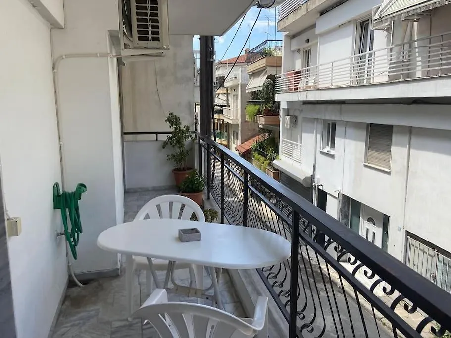 Alexandros-Family Friendly-Free Private Parking Apartment Thessaloniki